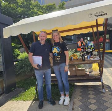Županja mag. Renata Kosec in komentator Anže Bašelj